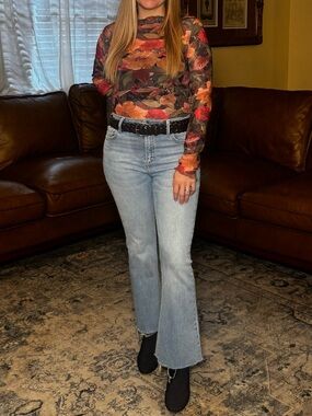 Light Wash High-Rise Flare Jeans - Blue